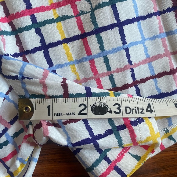 ModCloth x Collectif Summer Party Streamers Shorts Size 0 - Picture 7 of 7